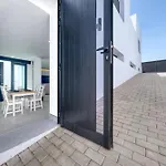 Luxury White House - By Lanzarote *