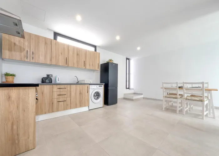 Luxury White House - By Lanzarote *