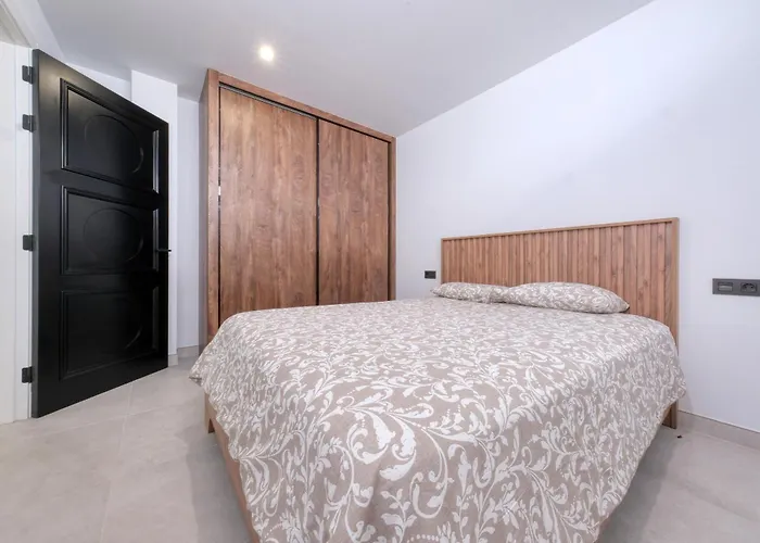 Luxury White House - By Lanzarote 卡列罗港