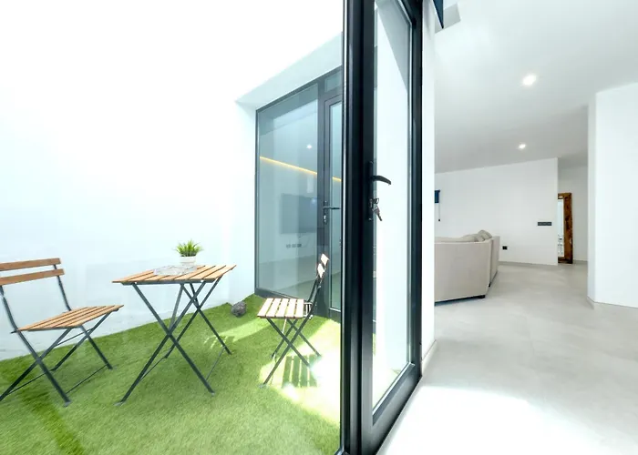 Luxury White House - By Lanzarote 卡列罗港