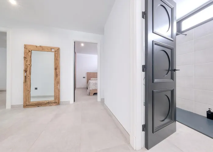 Luxury White House - By Lanzarote * Puerto Calero